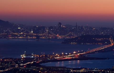 孕4月走路有下坠感（怀孕四个月走路有种坠胀感觉）