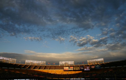 小孩发烧能吃水果罐头吗（小孩发烧可以吃罐头）